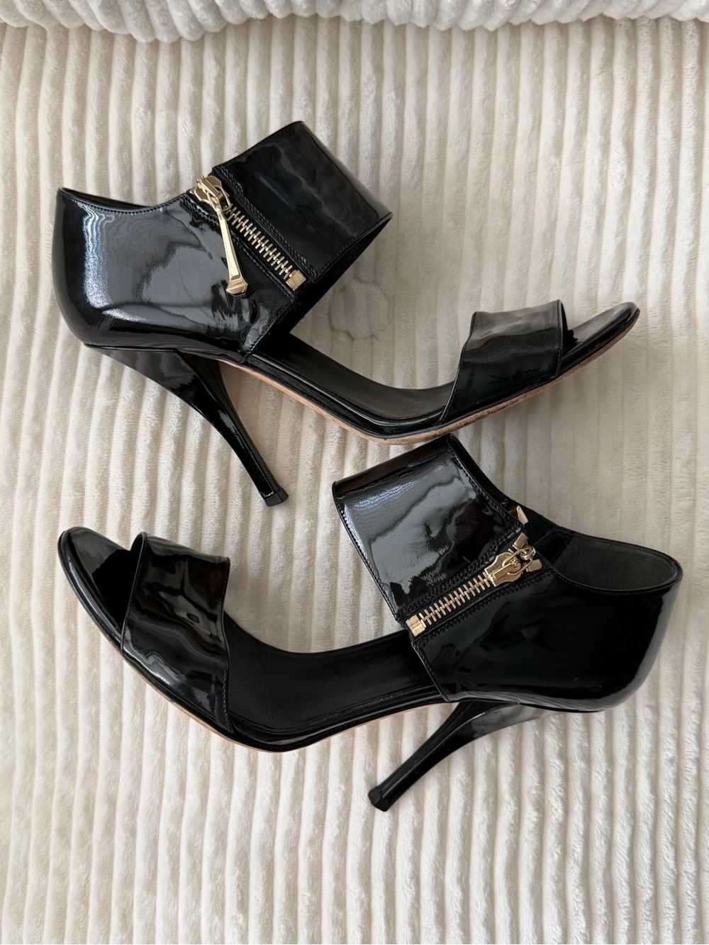 Gucci Black Patent Leather Ankle Cuff Sandals